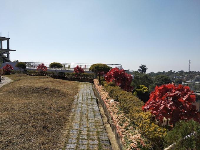 Rendezvous Resort 乞拉朋齐 外观 照片
