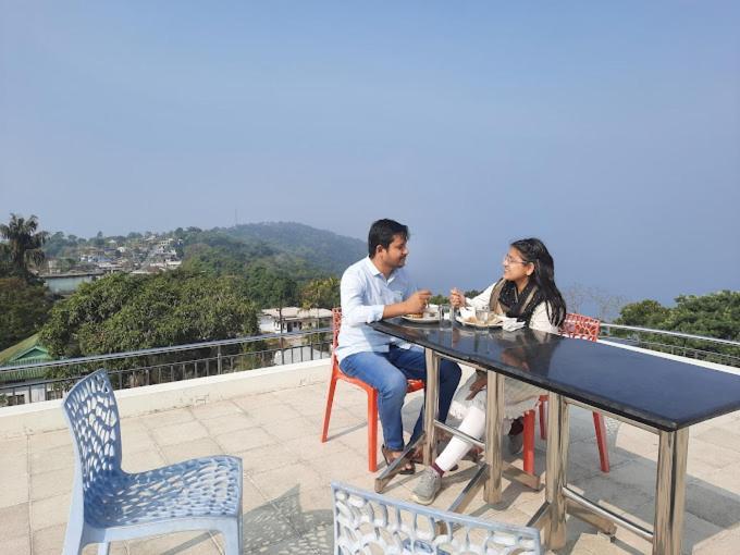 Rendezvous Resort 乞拉朋齐 外观 照片